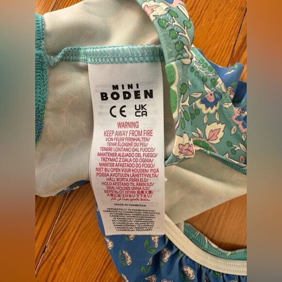 Mini Boden Mixed Floral Print Bikini Top - Picture 4 of 4